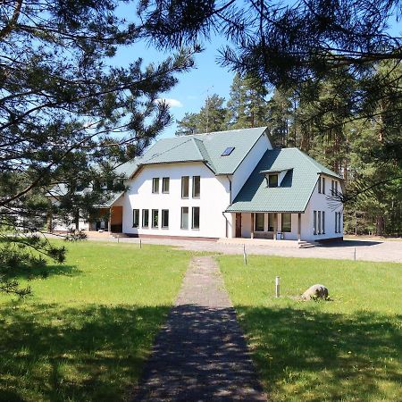 Hotel Dizpriedes Kandava Zewnętrze zdjęcie